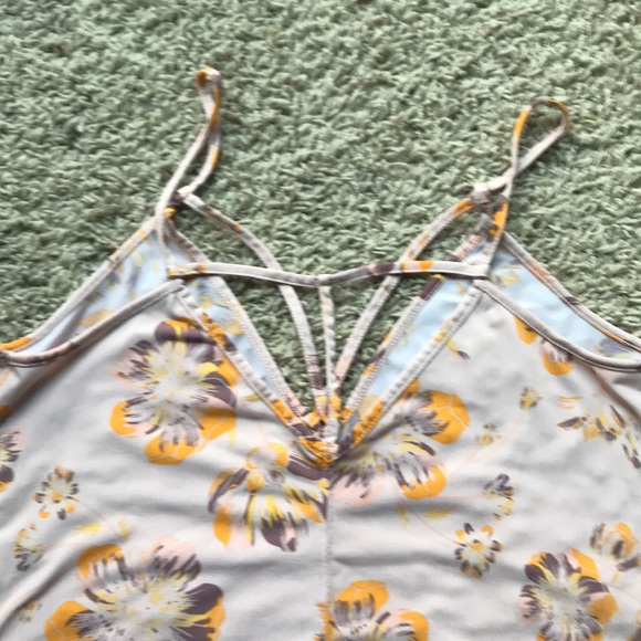 Tank - Picture 4 of 5